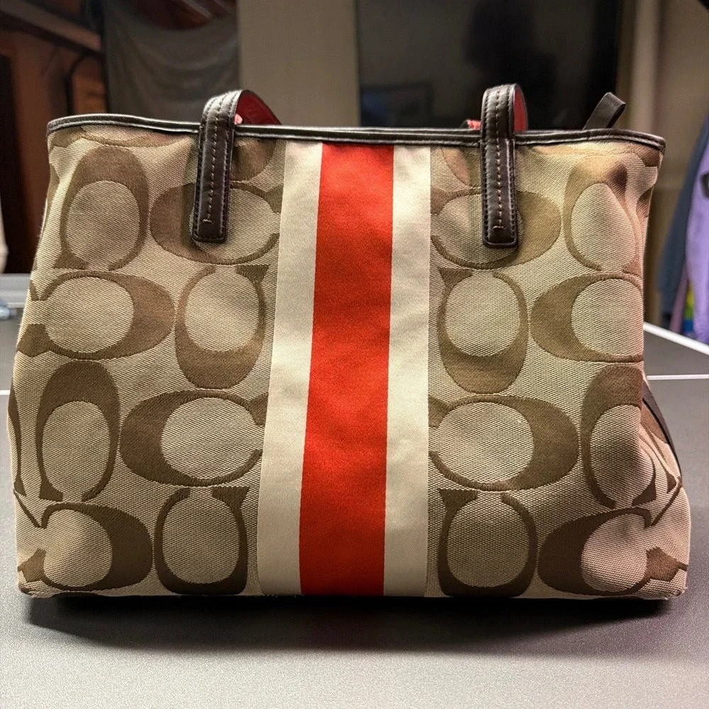 Coach Signature Stripe Canvas Tote Bag Khaki Brown Red Zip Top Shoulder Purse